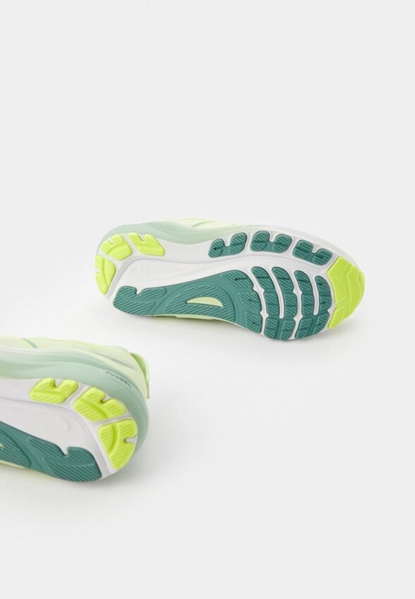 Кроссовки ASICS