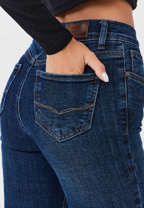 Джинсы Whitney