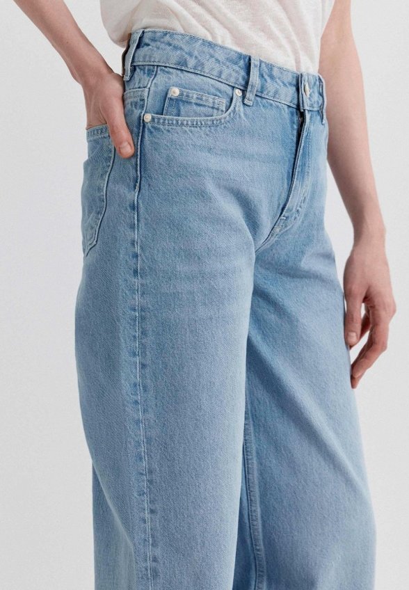 Джинсы Charuel