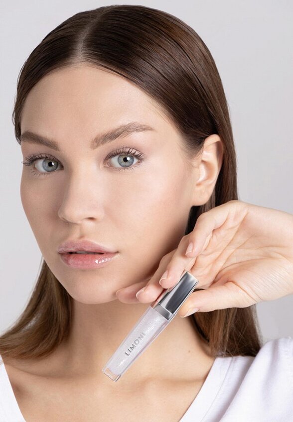 Блеск для губ Limoni