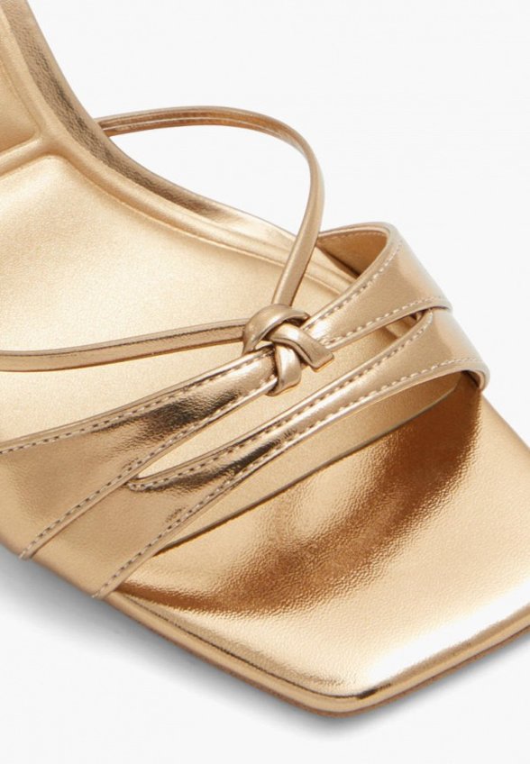 Босоножки Aldo