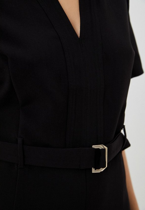 Платье Colin's