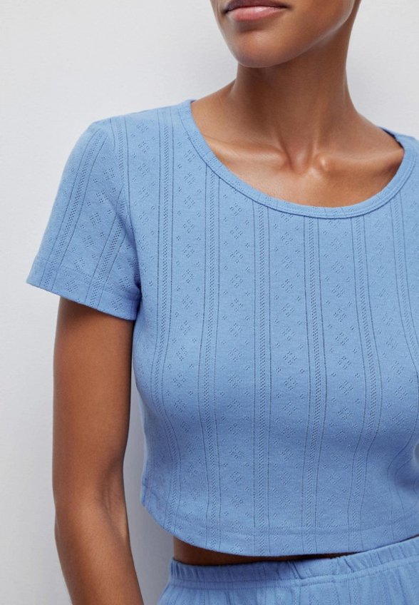 Футболка belle you