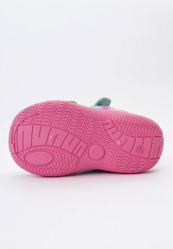 Кроссовки Tikkago