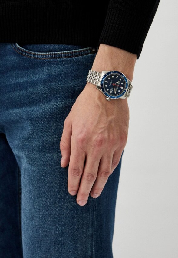 Часы Roberto Cavalli