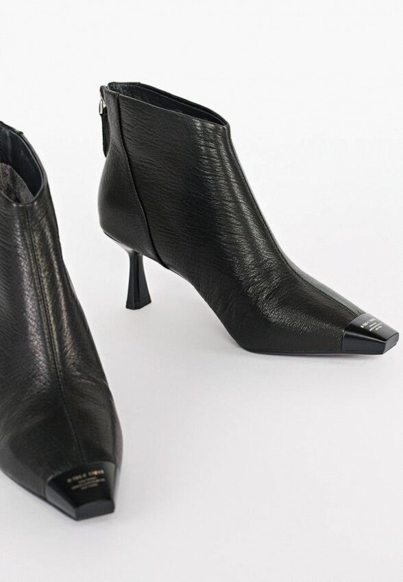 Ботильоны Gut