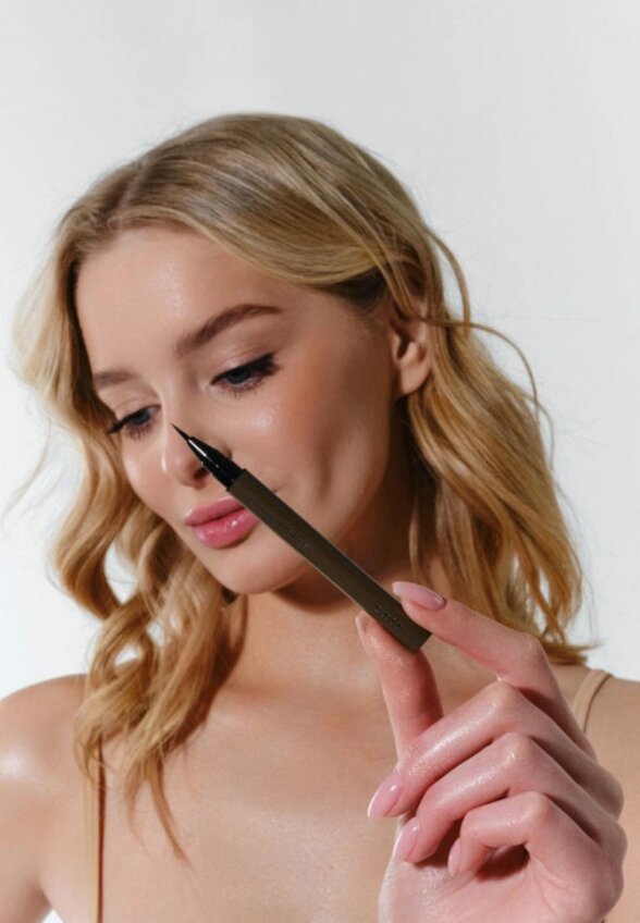 Карандаш для бровей Shik