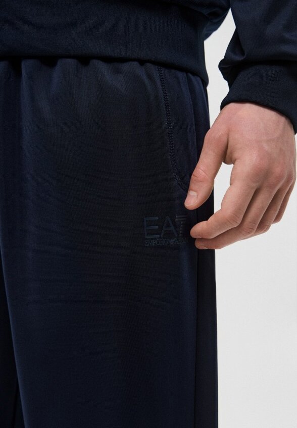 Костюм спортивный EA7