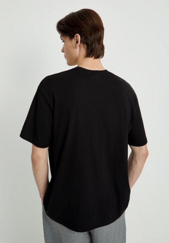 Футболка Finn Flare