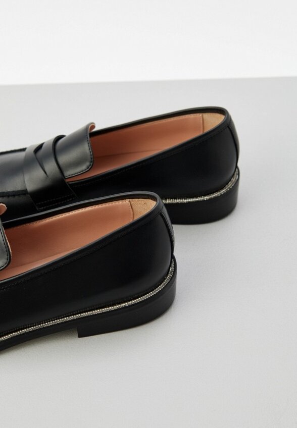 Лоферы Pollini