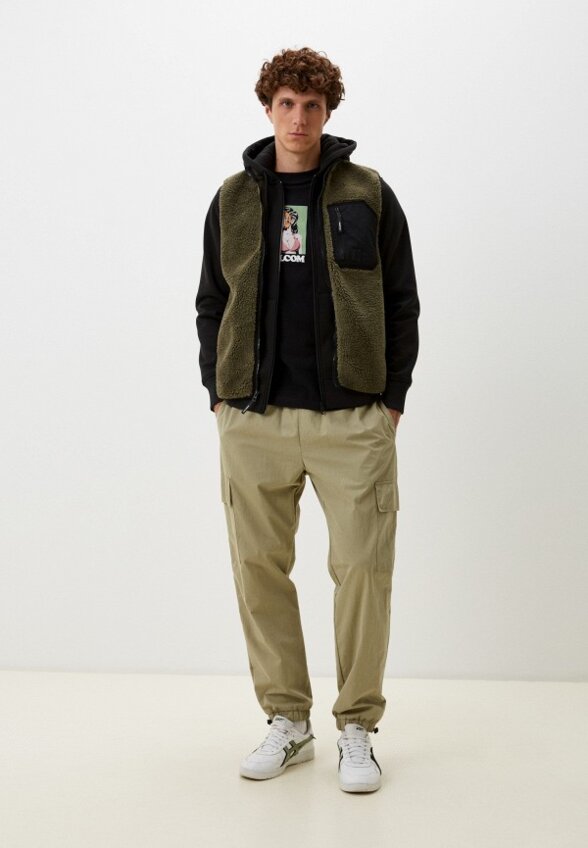 Жилет утепленный Volcom