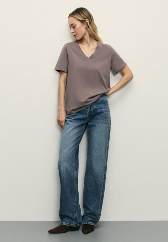 Футболка Zarina