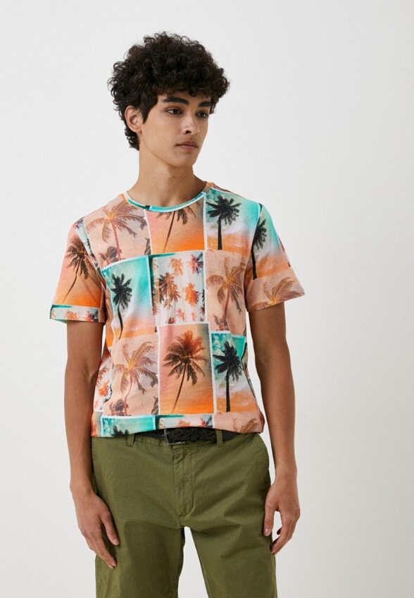 Футболка Colin's