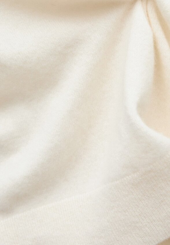 Водолазка Mango