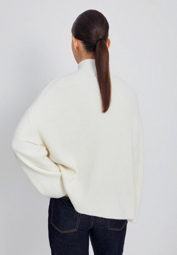 Свитер Finn Flare