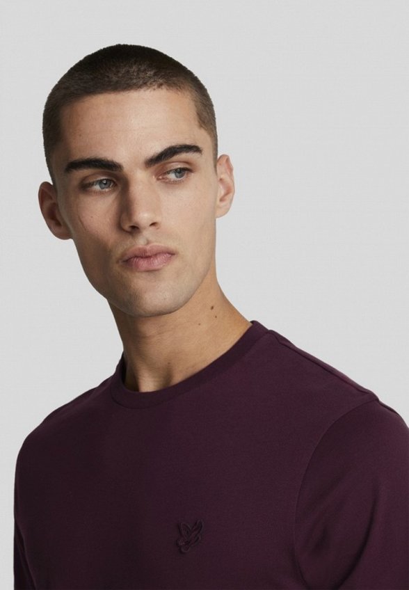 Футболка Lyle & Scott