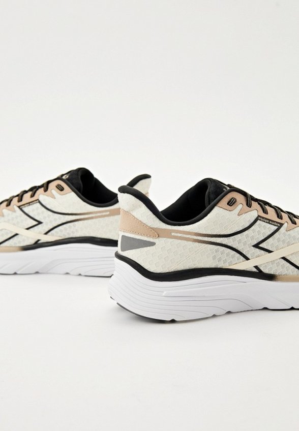 Кроссовки Diadora