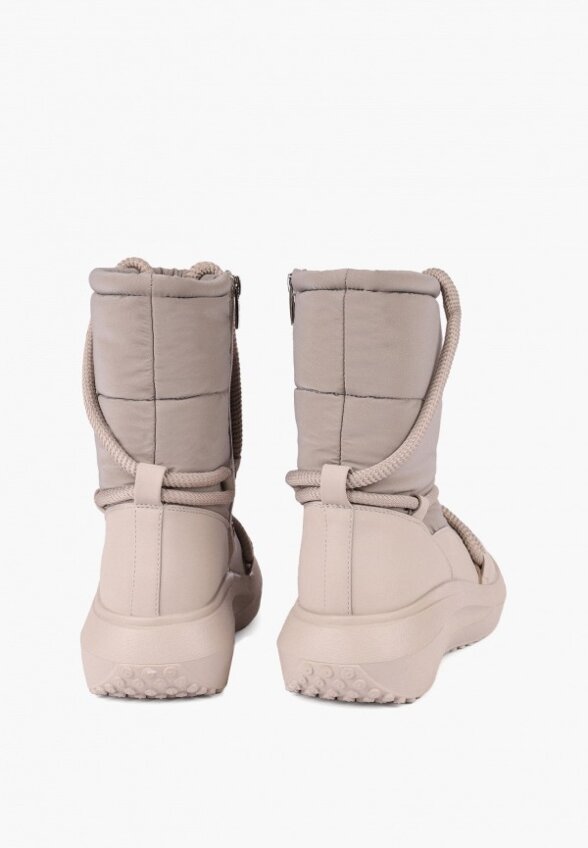 Дутики Instreet