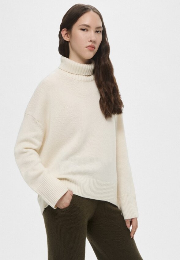 Свитер Addicted