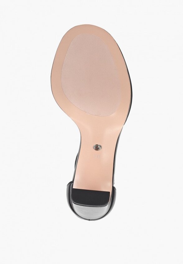 Босоножки Basconi