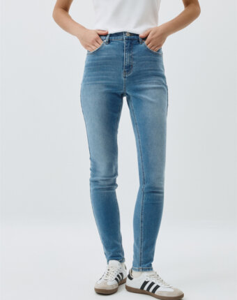 Джинсы 495 SKINNY FIT женщинам