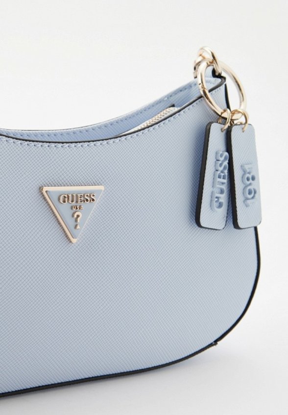 Сумка и брелок Guess