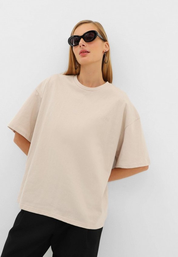 Футболка Nominee