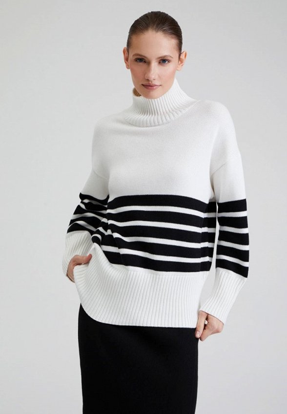 Свитер To Be Blossom