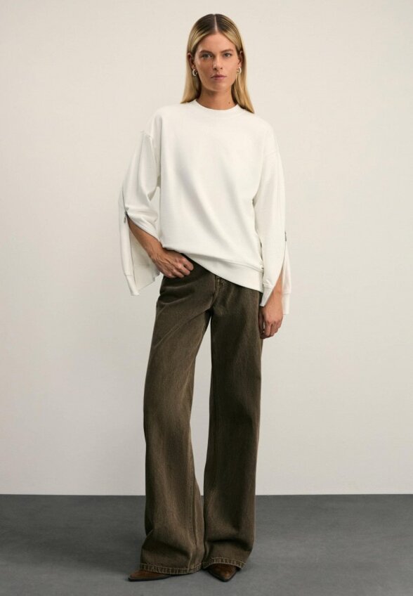 Свитшот Zarina