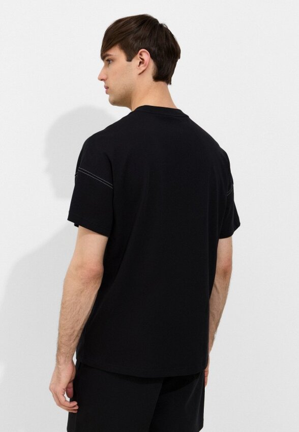 Футболка adidas