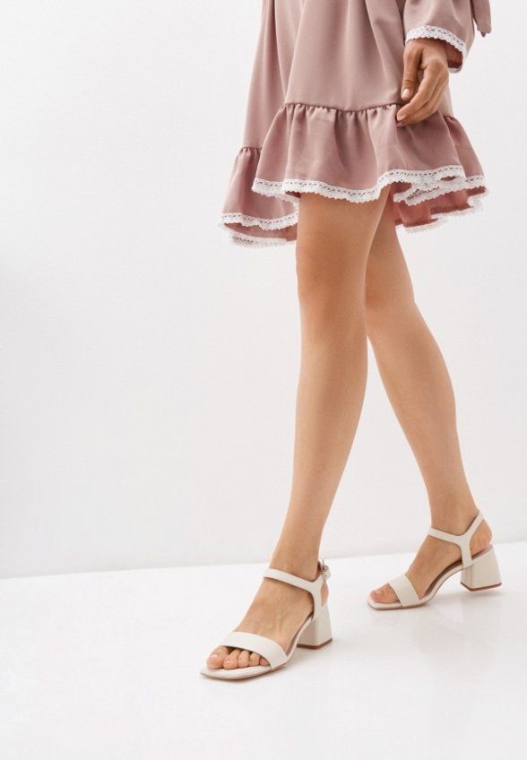 Босоножки Abricot