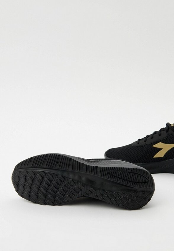 Кроссовки Diadora