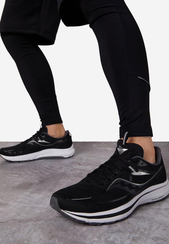 Кроссовки мужские Saucony Omni 21, Черный