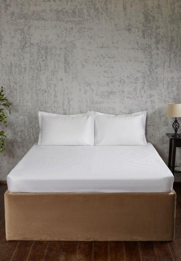 Простыня Евро Sanpa