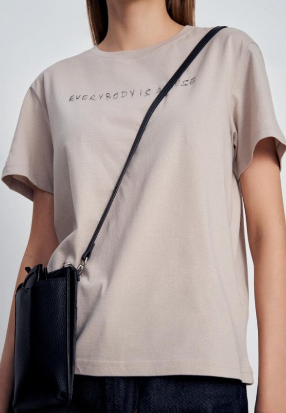 Футболка Finn Flare