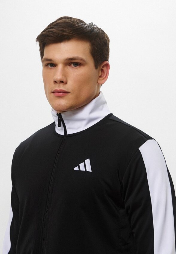 Костюм спортивный adidas