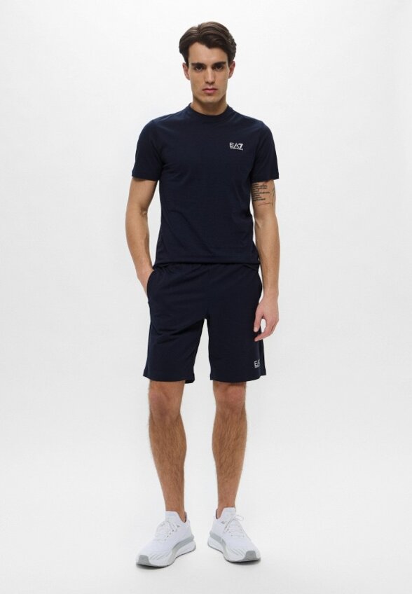 Футболка EA7