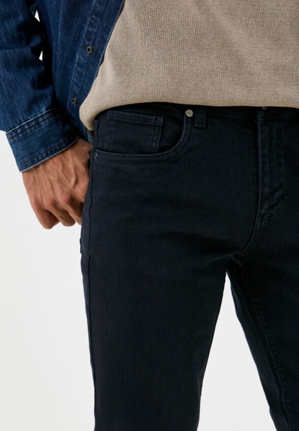 Джинсы Mossmore