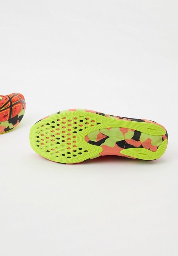 Кроссовки ASICS