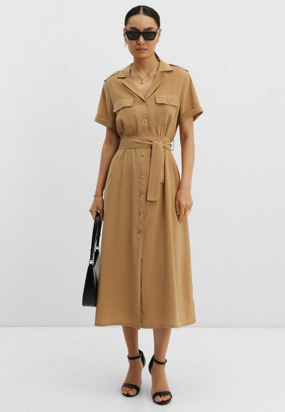 Платье Nominee