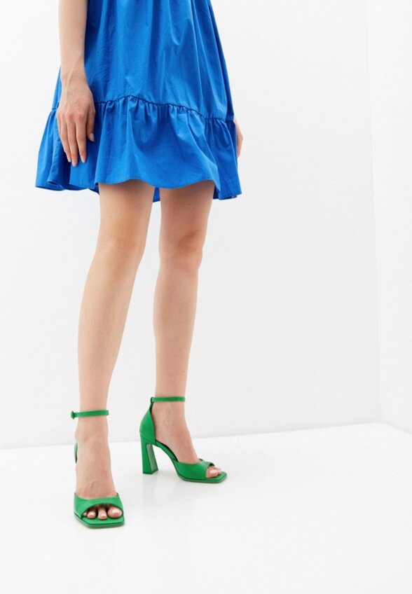 Босоножки Abricot