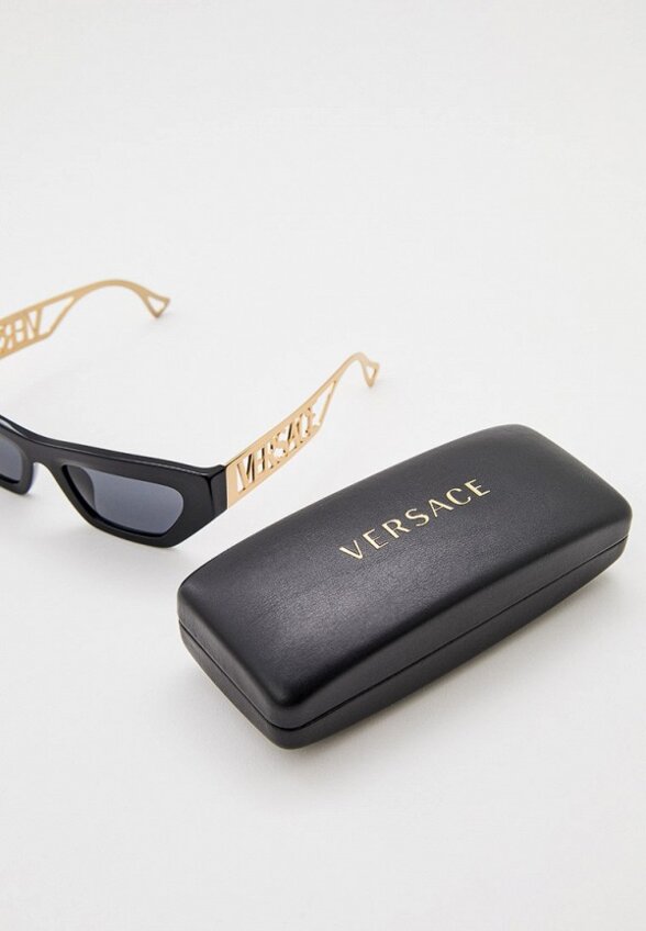 Очки солнцезащитные Versace