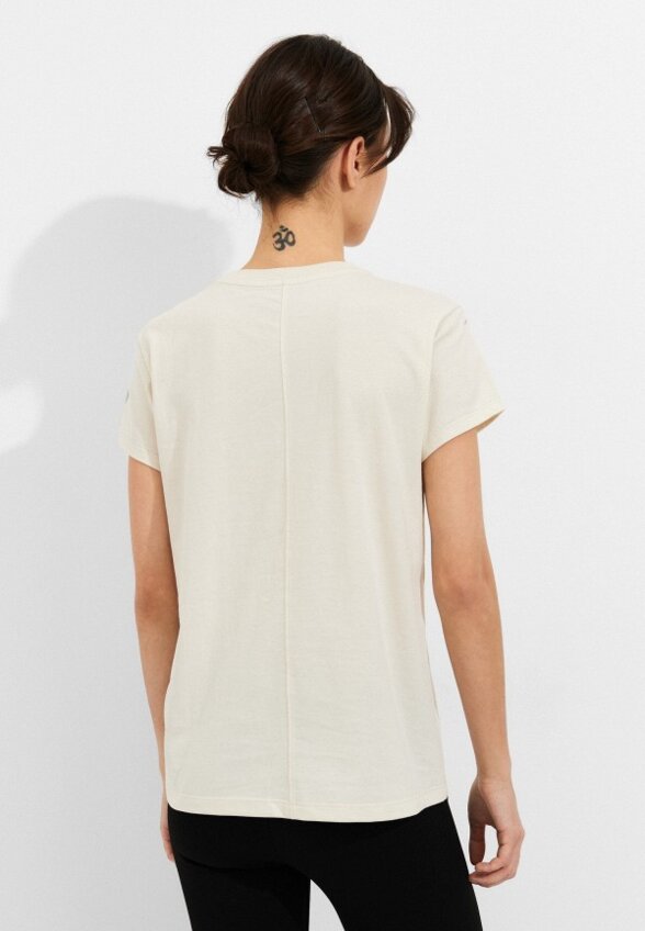 Футболка ASICS