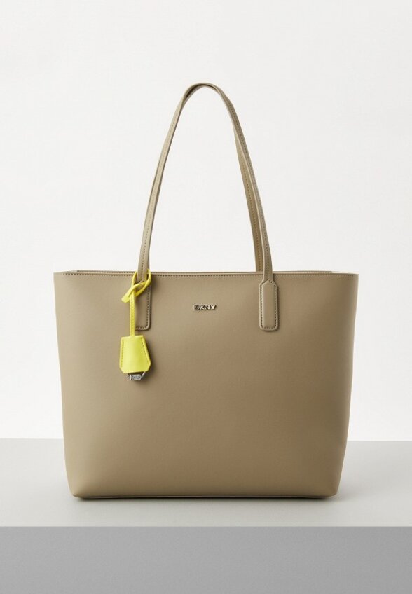 Сумка, кошелек и брелок DKNY