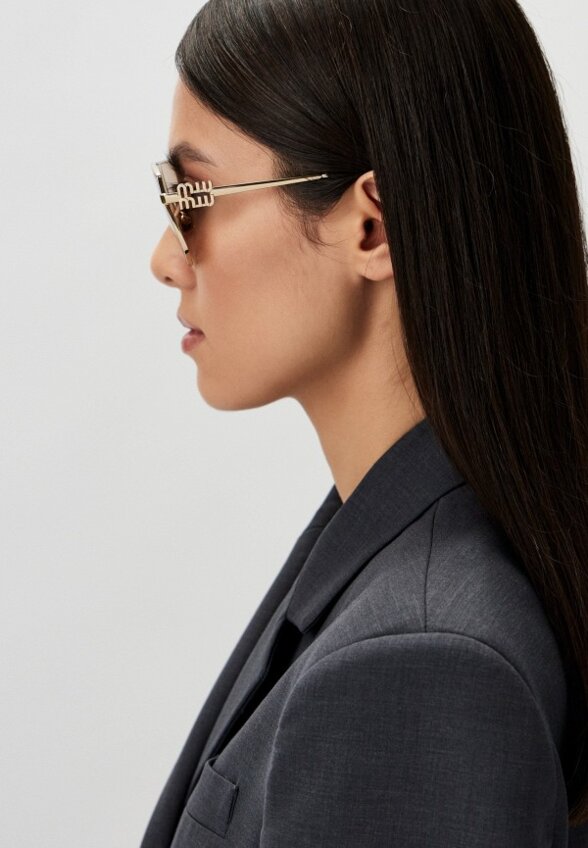 Очки солнцезащитные Miu Miu