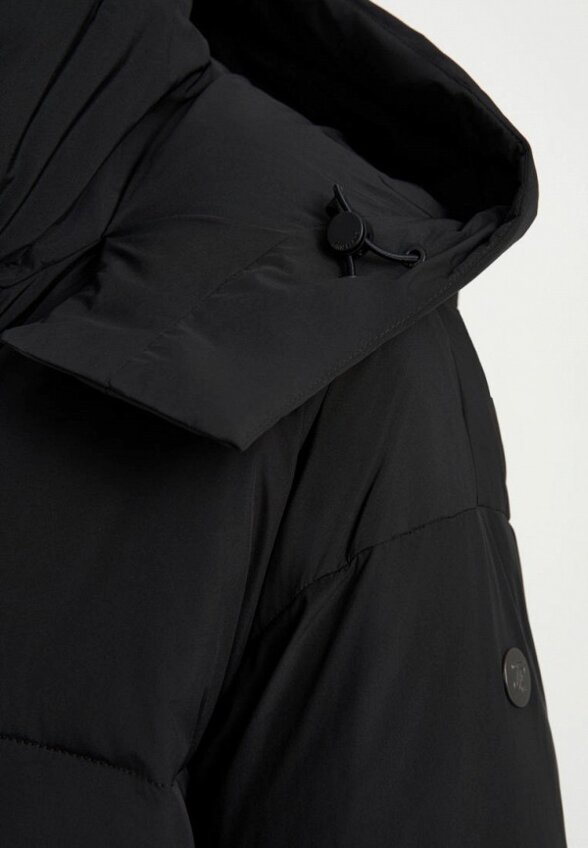 Пуховик Finn Flare