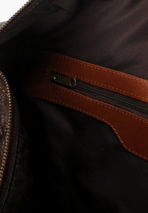 Сумка дорожная и брелок Olio Rosti