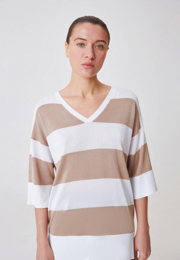 Пуловер Antiga