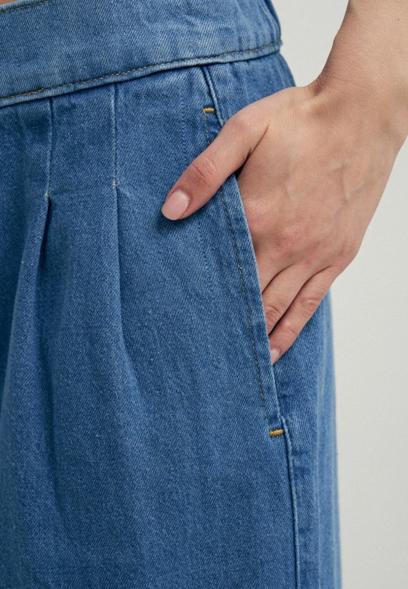 Джинсы Твое