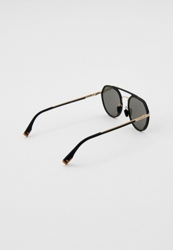 Очки солнцезащитные Fendi